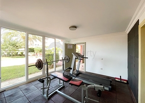 Просторные апартаменты в центральном Оба