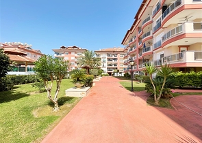 Просторные апартаменты в центральном Оба