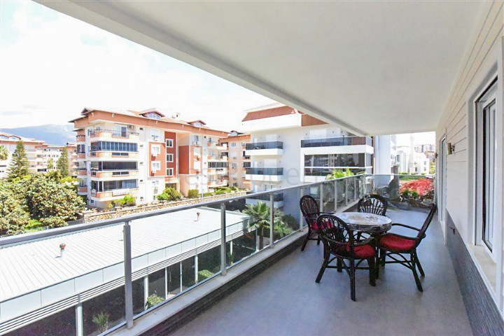 Просторная квартира 2+1 в районе Оба