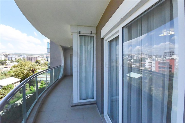 Трехкомнатная квартира в аренду для прекрасного отдыха всей семьей