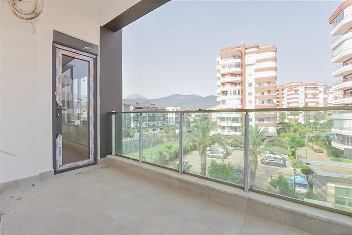 Квартира 1+1 в привлекательном комплексе района Тосмур 