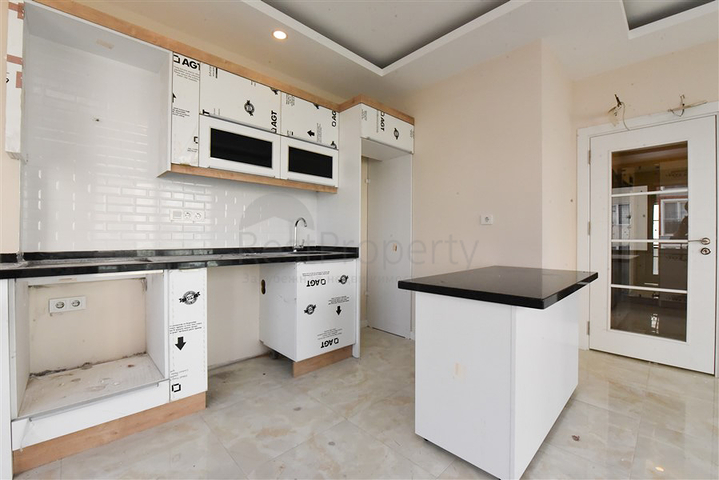 Квартира 1+1 в привлекательном комплексе района Тосмур 