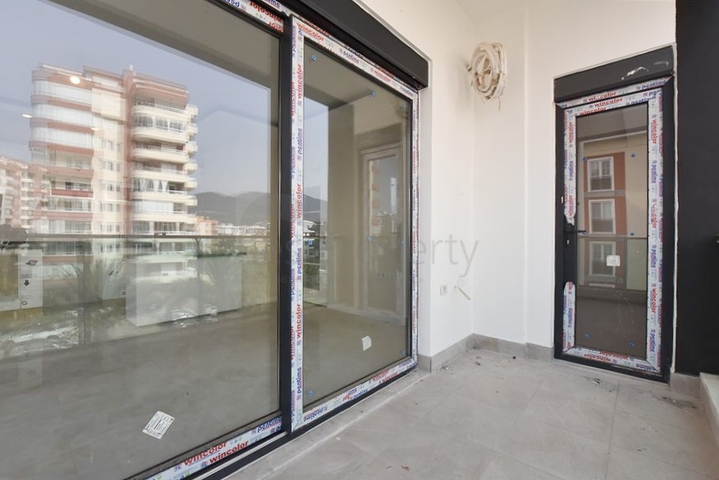 Квартира 1+1 в привлекательном комплексе района Тосмур 