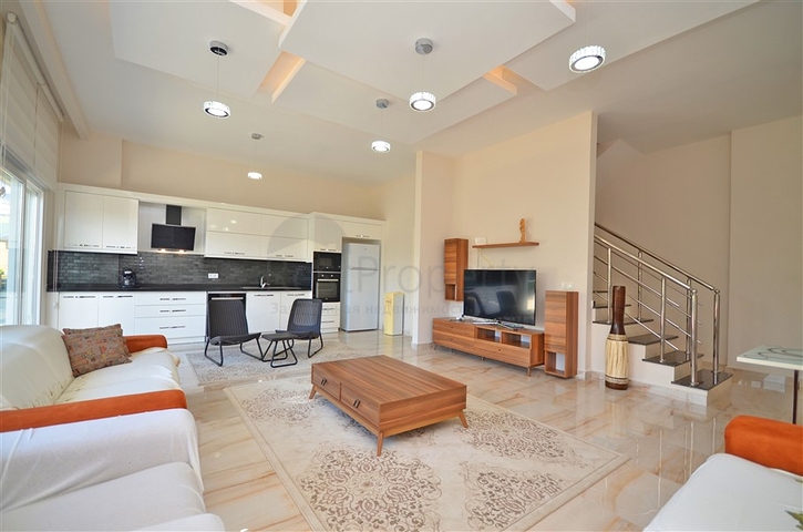 Садовый дуплекс 3+1 в Кестеле