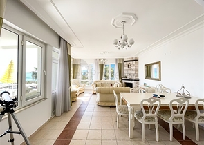 Квартира планировки 3+1 на первой береговой линии