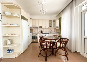 Квартира планировки 3+1 на первой береговой линии