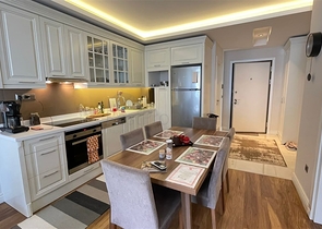 Квартира 1+1 с видом на море в европейском районе Кестель