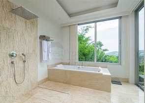 Overlooking Layan 4 Bedroom Villa