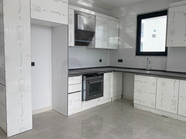 Уникальная  резиденция от собственника с видом на море в окружении леса