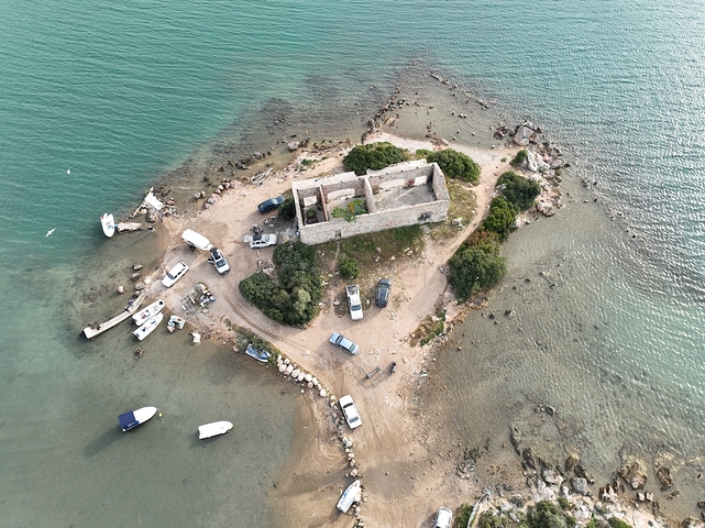 Уникальная  резиденция от собственника с видом на море в окружении леса