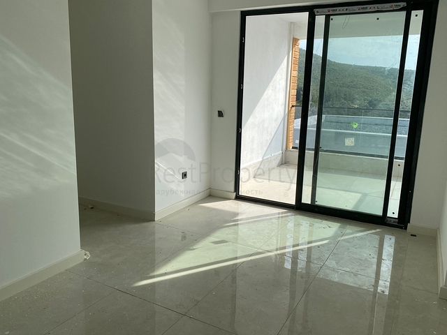 Уникальная  резиденция от собственника с видом на море в окружении леса