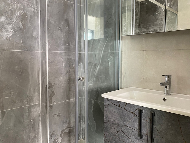 Уникальная  резиденция от собственника с видом на море в окружении леса