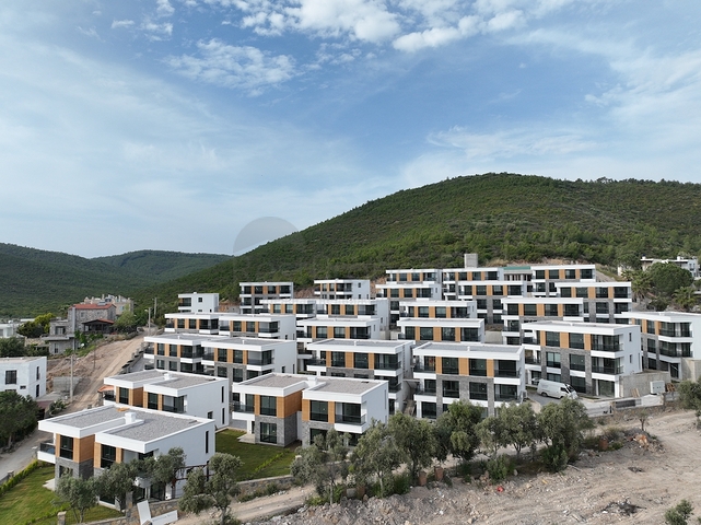 Уникальная  резиденция от собственника с видом на море в окружении леса