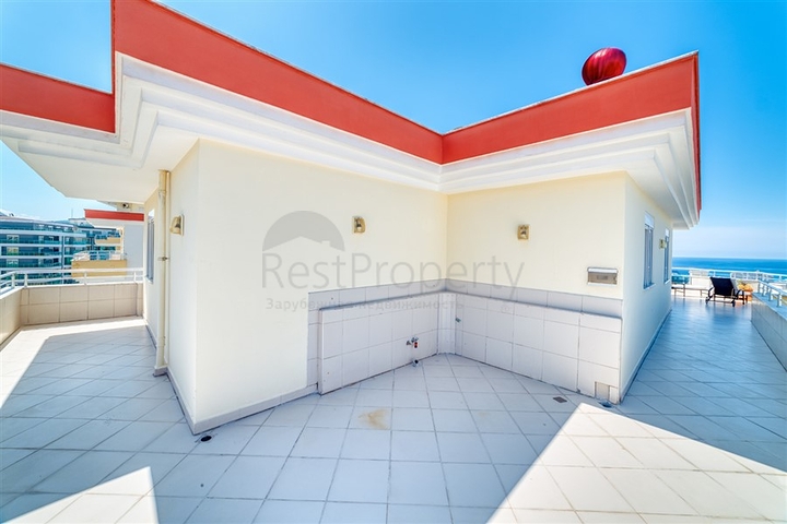 Большой пентхаус 3+1 с потрясающими видовыми характеристиками