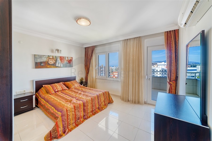 Большой пентхаус 3+1 с потрясающими видовыми характеристиками