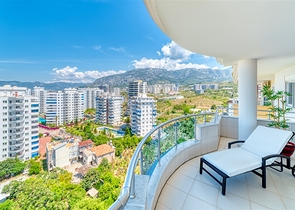 Большой пентхаус 3+1 с потрясающими видовыми характеристиками