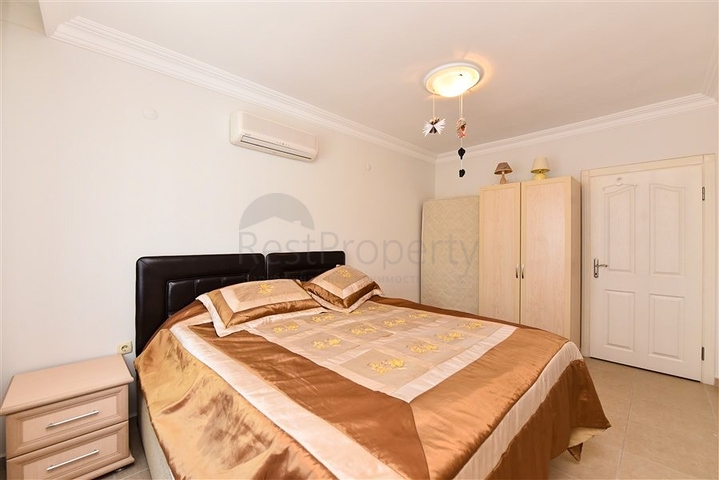 Просторная квартира с видом на море и горы в районе Джикджилли