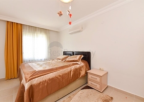 Просторная квартира с видом на море и горы в районе Джикджилли