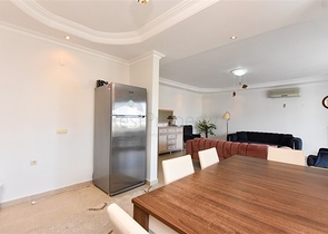 Просторная квартира с видом на море и горы в районе Джикджилли