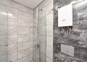 Меблированная квартира 1+1 с видом на море и на горы в районе Махмутлар