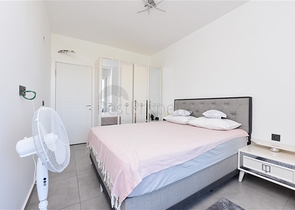 Меблированная квартира 1+1 с видом на море и на горы в районе Махмутлар