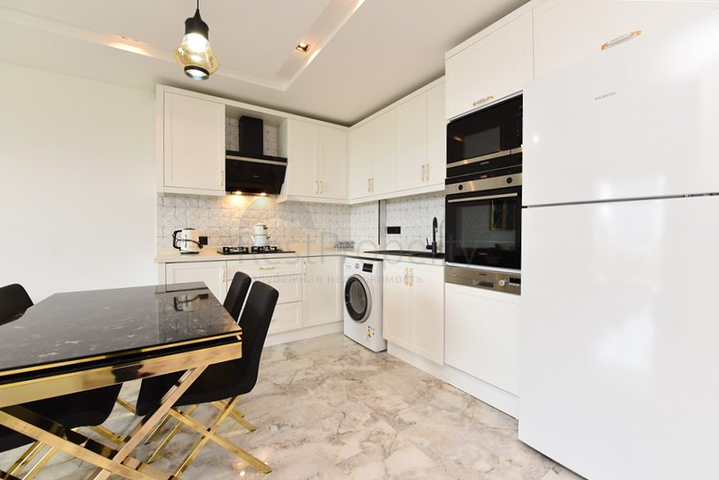 Меблированная квартира 1+1 в новом комплексе в районе Каргыджак