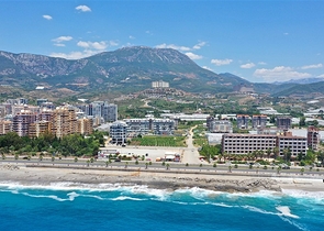 Меблированная квартира 1+1 в новом комплексе в районе Каргыджак