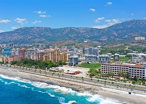 Меблированная квартира 1+1 в новом комплексе в районе Каргыджак