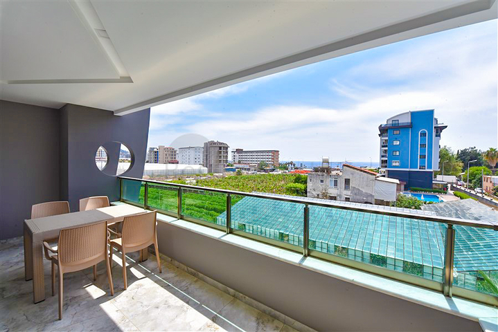 Шикарная квартира планировкой 1+1 в районе Каргыджак