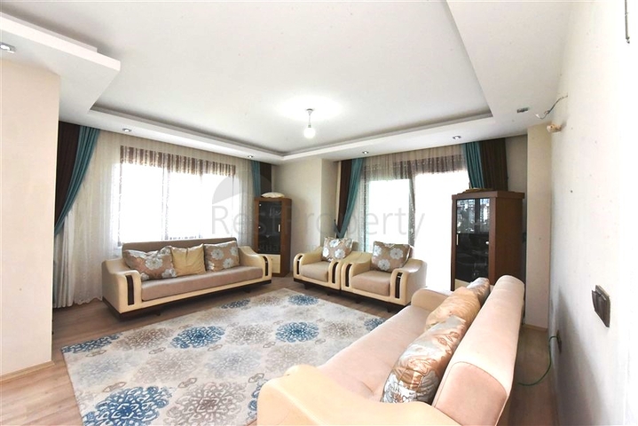 Пентхаус 4+1 с отдельной кухней в районе Оба