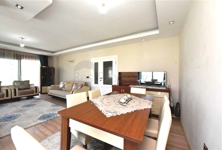 Пентхаус 4+1 с отдельной кухней в районе Оба