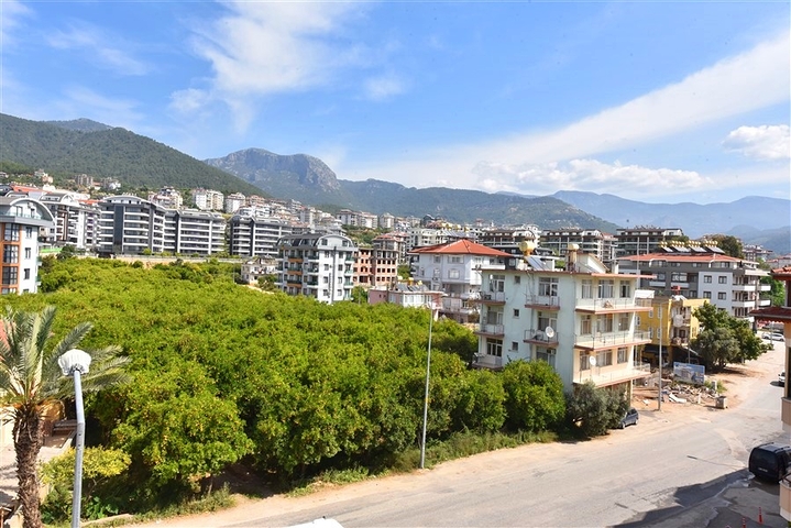 Пентхаус 4+1 с отдельной кухней в районе Оба