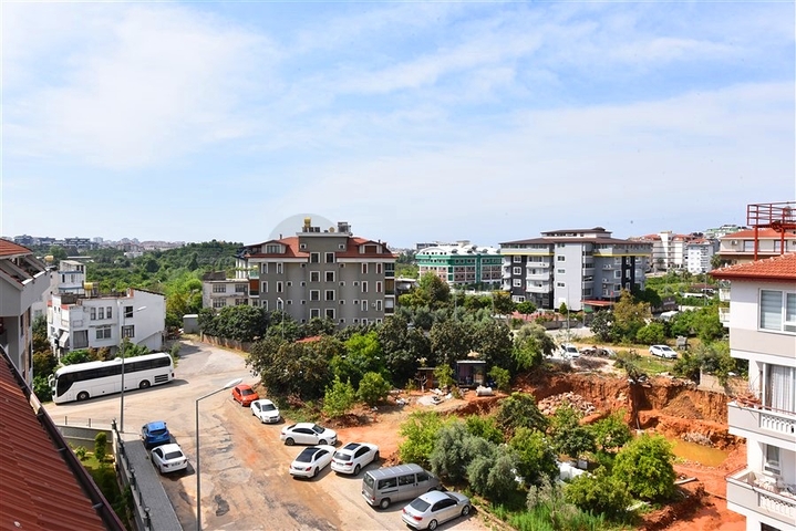 Пентхаус 4+1 с отдельной кухней в районе Оба