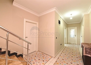 Пентхаус 4+1 с отдельной кухней в районе Оба