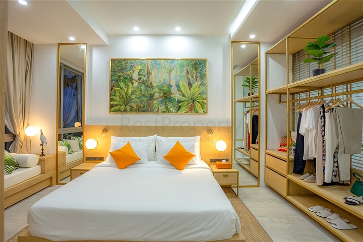 Видовой комплекс на Кароне