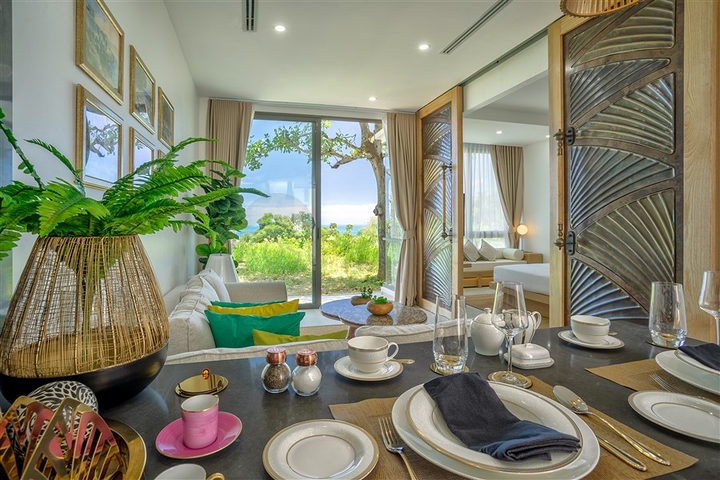 Видовой комплекс на Кароне