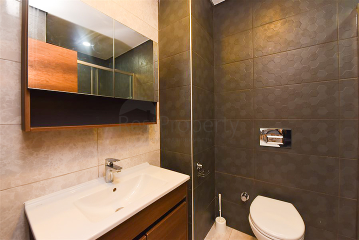 Уютная квартира 1+1 в популярном жилом комплексе в районе Махмутлар