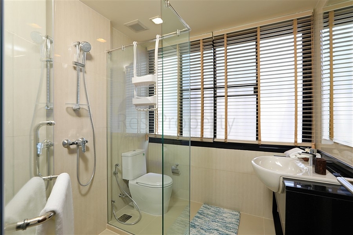 Таунхаус в самом центре Лагуны