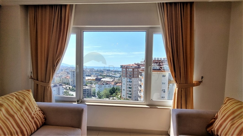 Пентхаус 4+1 в районе Джикджилли с видовыми характеристиками на море