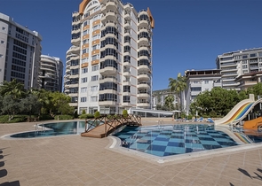 Пентхаус 4+1 в районе Джикджилли с видовыми характеристиками на море