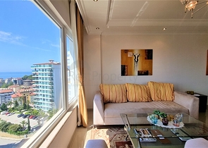 Пентхаус 4+1 в районе Джикджилли с видовыми характеристиками на море