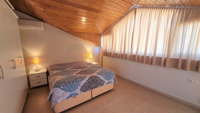 Пентхаус 3+1 с видом на море в районе Джикджилли