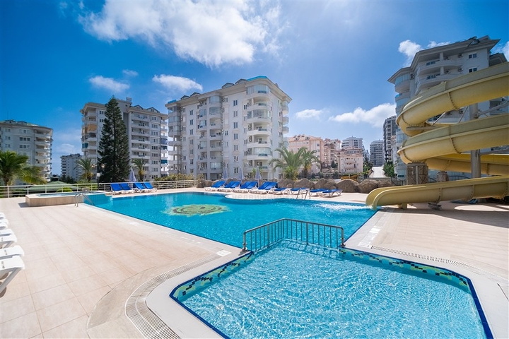 Пентхаус 3+1 с видом на море в районе Джикджилли