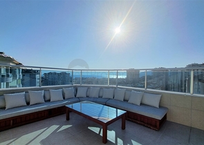 Пентхаус 3+1 с видом на море в районе Джикджилли