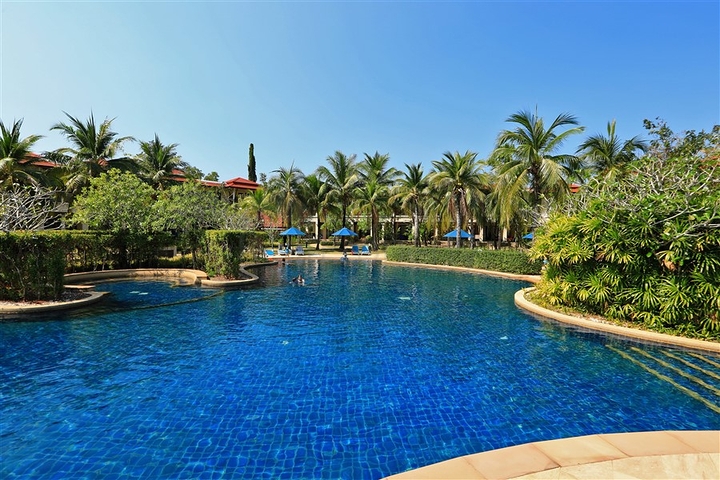 Вилла- дуплекс с тремя спальнями в новом комплексе