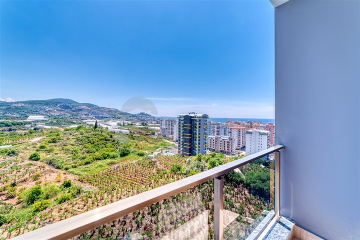 Квартира 2+1 с видом на море в Махмутларе