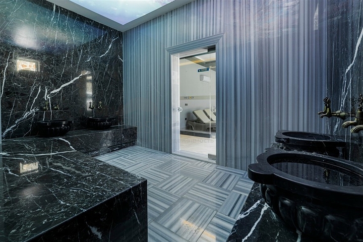 Квартира 2+1 с видом на море в Махмутларе