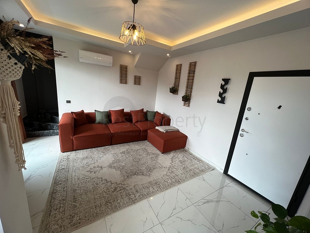 Просторный дуплекс 2+1 в районе Оба