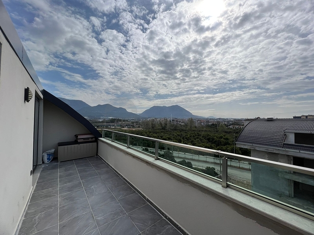 Просторный дуплекс 2+1 в районе Оба