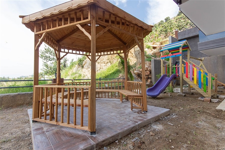 Меблированная квартира 1+1 всего в 750 м от пляжа Клеопатра